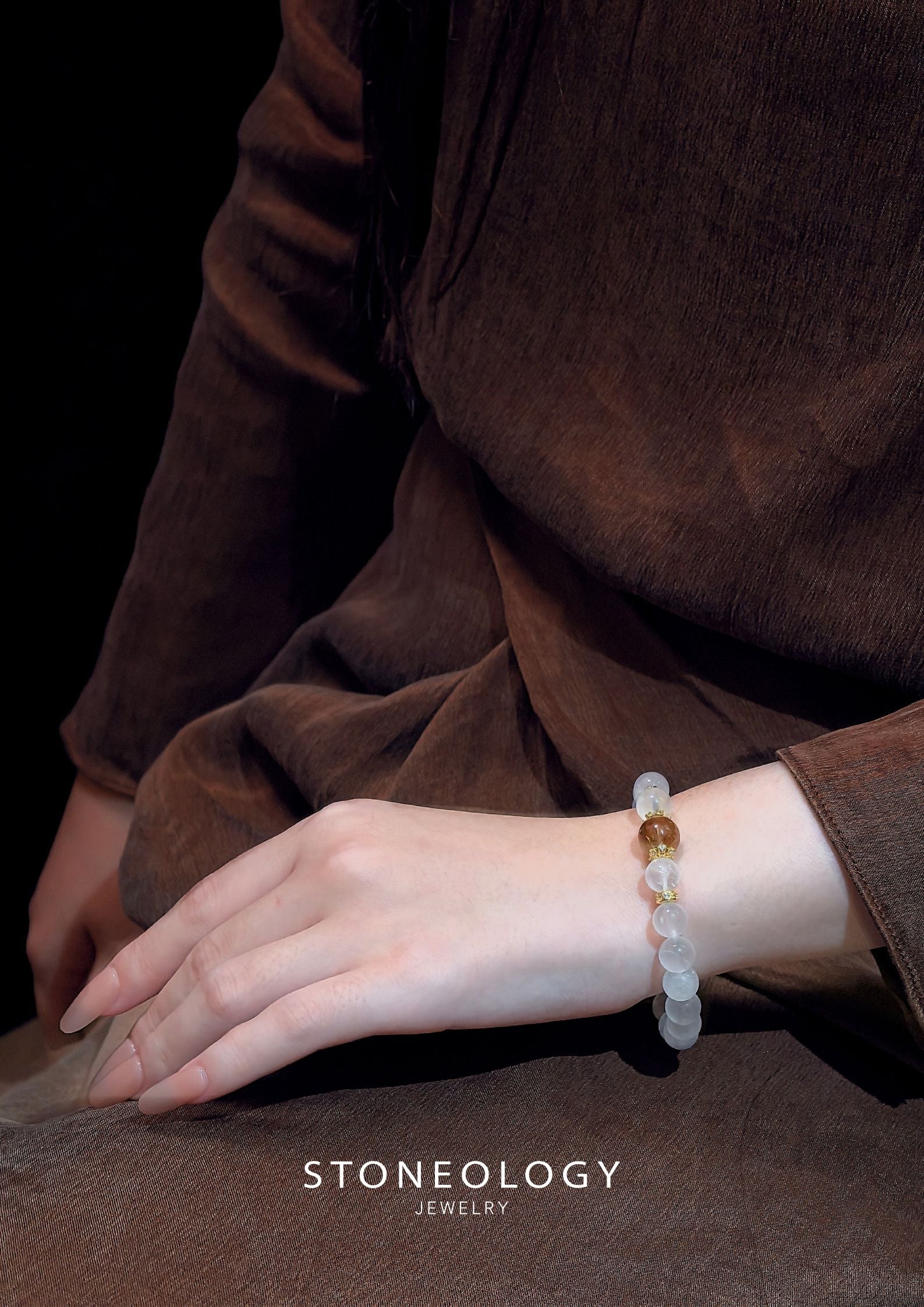 Luminous White Bracelet